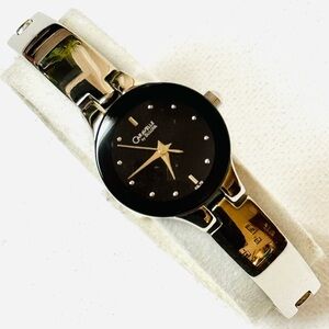 Bulova Caravelle Small Face 20mm Women's 6" MAX!! Silver Black Dial Watch 43L70